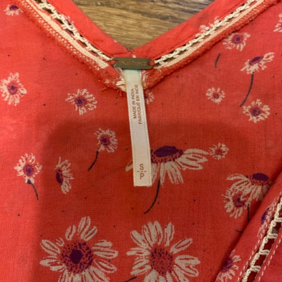 💗Free People Peasant blouse💗 - Picture 3 of 3